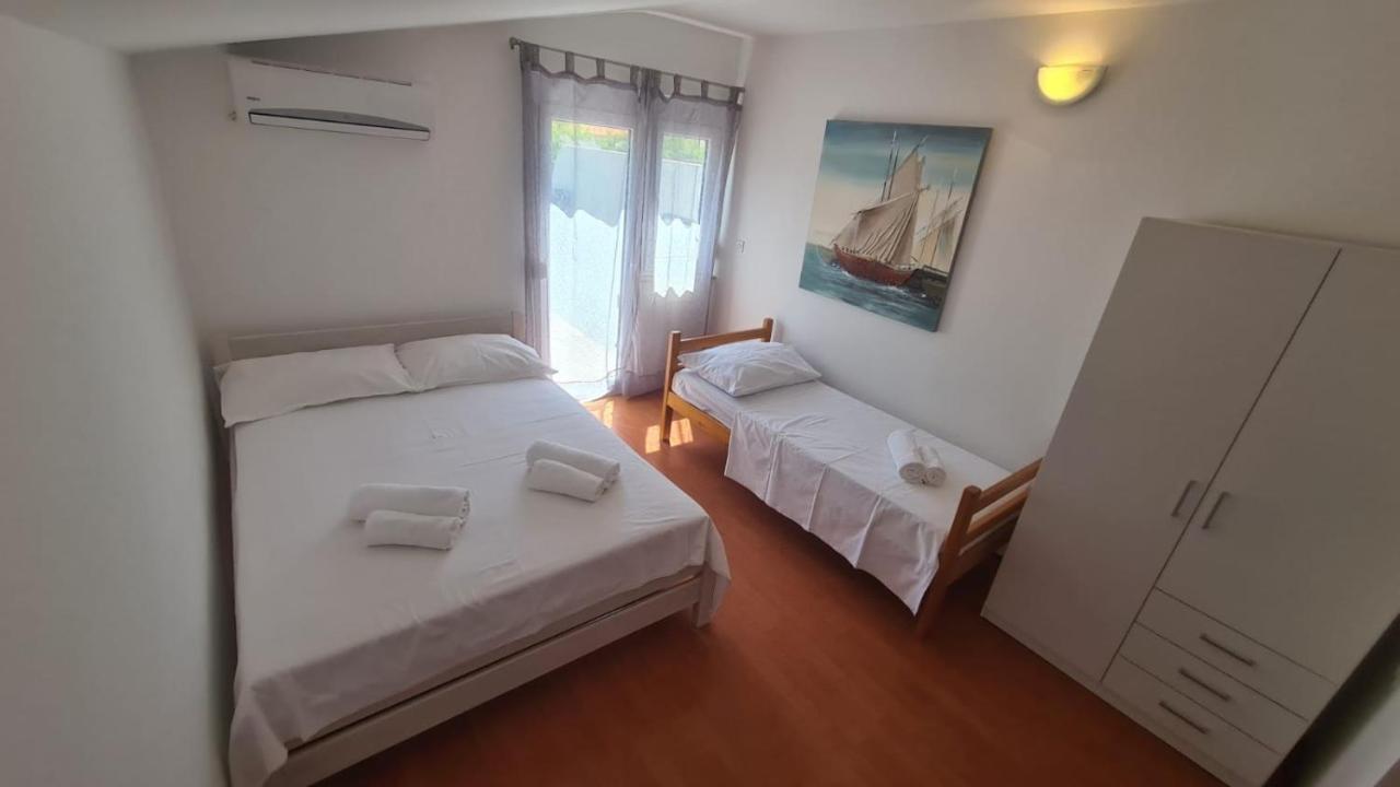 Apartments Golub Нин Экстерьер фото