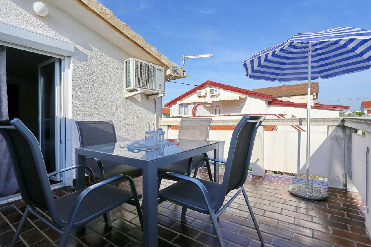 Apartments Golub Нин Экстерьер фото