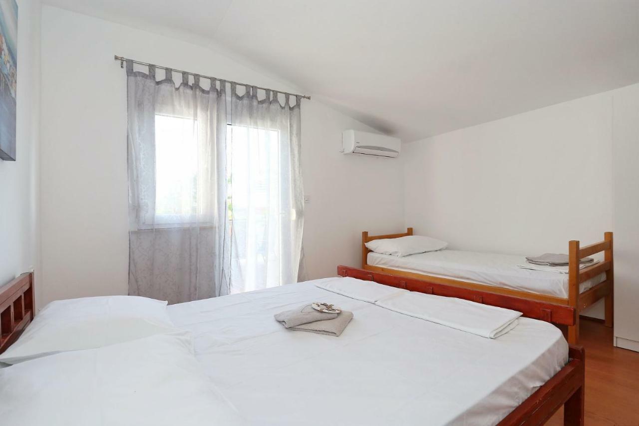 Apartments Golub Нин Экстерьер фото